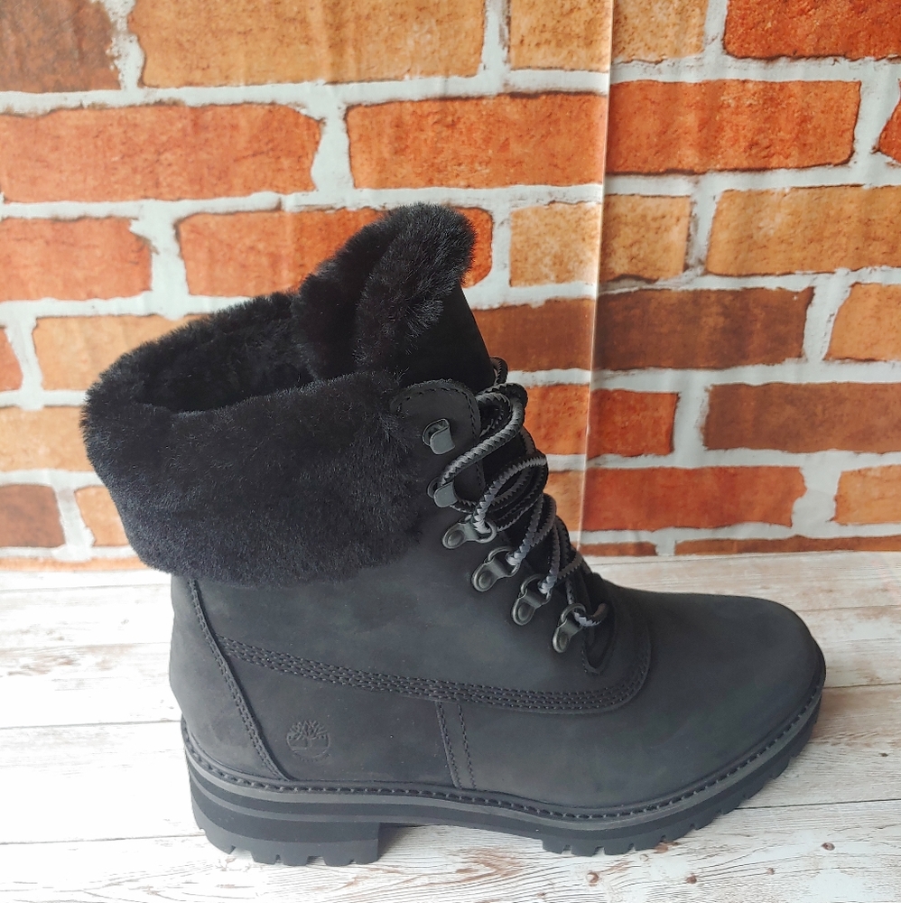 TIMBERLAND WOMEN'S COURMAYEUR VALLEY 6-INCH WP